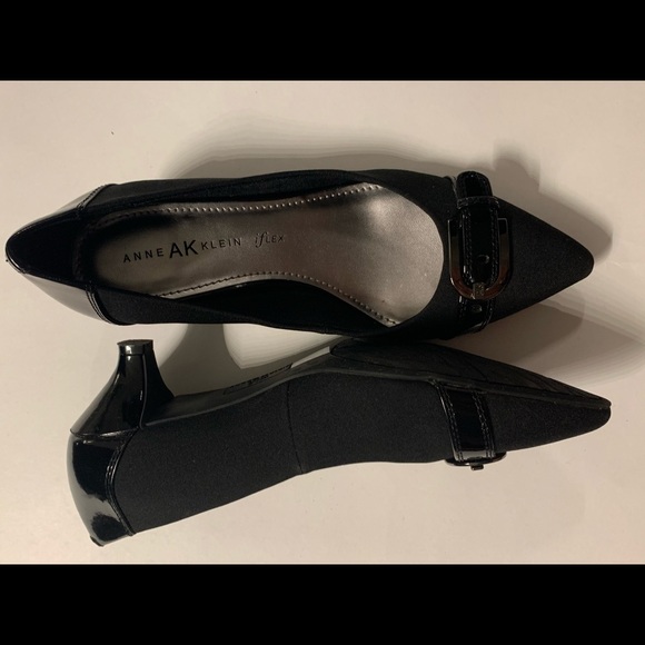 Anne Klein kitten heels - Picture 3 of 4